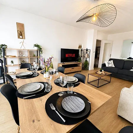 Le Belvedere - T4 - Hyper Centre - Wifi -vue Panoramique - Netflix Apartment Tourcoing